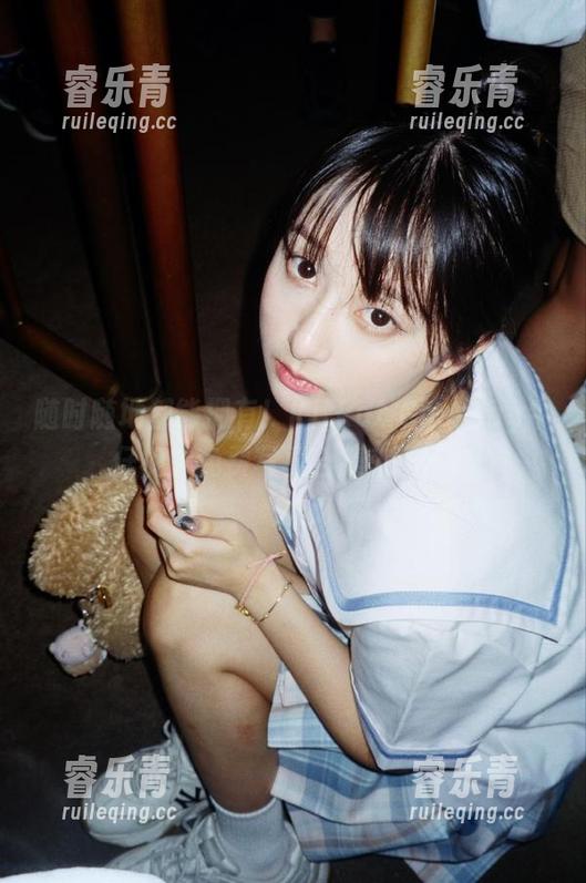 Kitkat Cosplay 随时随地都能拥有!Kitkat Cosplay牛仔裤的免费写真合集来了.txt